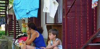 Все больше украинских беженцев ищут помощи у России