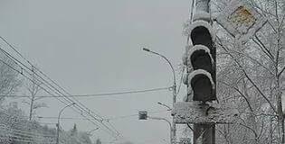 Предусмотренный 3-дневный срок для ремонта светофора не является основанием для освобождения уполномоченных органов от ответственности за причиненный ущерб