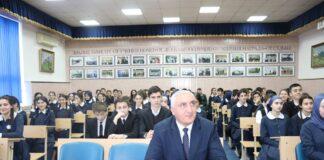 Джамбулат Оздоев провел в «Гимназии №1 г.Назрань» единый урок «Права человека»