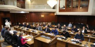 Уполномоченный по правам человека в Республике Ингушетия принял участие в круглом столе, посвященном проблемам детей – сирот и детей, оставшихся без попечения родителей, в Парламенте Республики Ингушетия