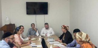 Специалисты Аппарата Уполномоченного по правам человека в Ингушетии и регионального отделения государственного фонда «Защитники Отечества» при участии президента Нотариальной палаты республики, а также представителя Управления Минюста России по Республике Ингушетия провели совместный прием граждан — участников СВО и членов их семей