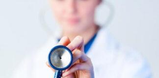 Диспансеризацию и профилактические медосмотры можно будет проводить по месту работы или учебы