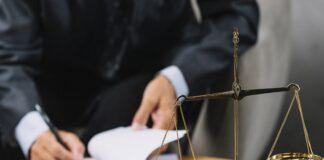 Судом удовлетворен административный иск Уполномоченного о восстановлении социальных прав сироты — инвалида III группы