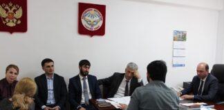 Уполномоченный по правам человека в Ингушетии провел совместный прием граждан с министром энергетики и ЖКХ республики, директором ГУП «Единый оператор Республики Ингушетия в сфере водоснабжения и водоотведения» и представителем ООО «Газпром межрегионгаз Назрань»