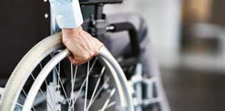 Защищено право инвалида на получение пенсии