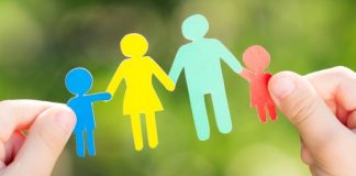 Госдума приняла закон о семейной выплате