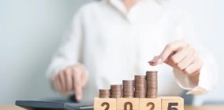 Размер социальных пенсий увеличат на 14,75% с 1 апреля 2025 года