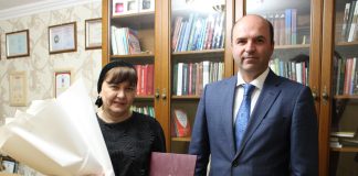 Уполномоченный по правам человека в Республике Ингушетия вручил почетную грамоту Уполномоченного по правам человека в России президенту Адвокатской палаты региона