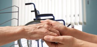 Правила начисления выплат ухаживающим за пожилыми и инвалидами I группы изменились