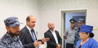 Уполномоченный по правам человека в Ингушетии Ибрагим Цечоев посетил СИЗО-1 в городе Карабулак